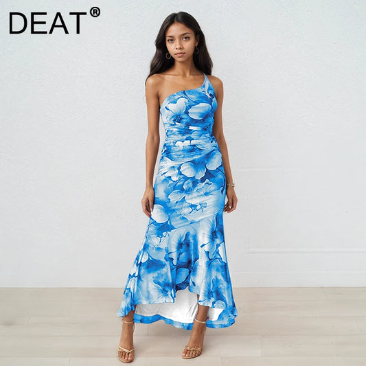 DEAT 2025 Summer New Asymmetric Shoulder Print Contrast Color Dresses For Women Beach Vacation Style Dress Female 33A4229